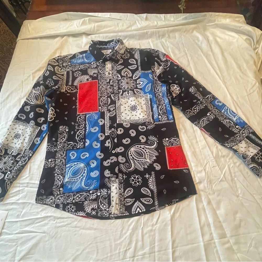 Fashion Nova Black and White Paisley Shirt - Picture 1 of 7